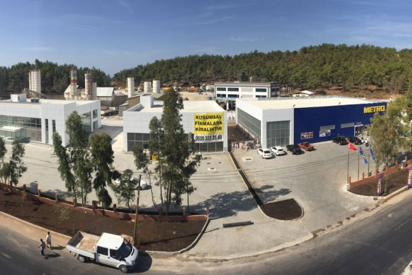 FETHİYE FİAT ANA BAYİ VE METRO GROSMARKET İNŞAATI