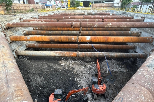 İZMİR KARŞIYAKA ARKAS FORD TESİSLERİ İNŞAATI 